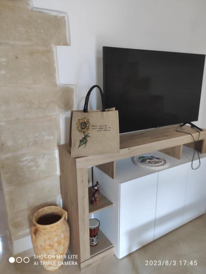 La Corte Della Zia Santa Apartment San Cesario di Lecce Luaran gambar