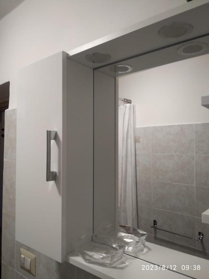 La Corte Della Zia Santa Apartment San Cesario di Lecce Luaran gambar